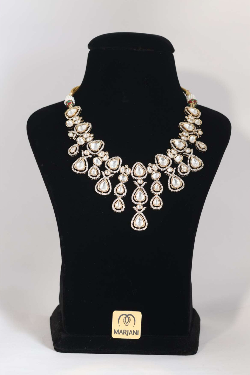 Golden Aura Kundan Necklace by Marjani