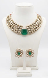 The Emerald Empress Collar & Geometric Flora Set