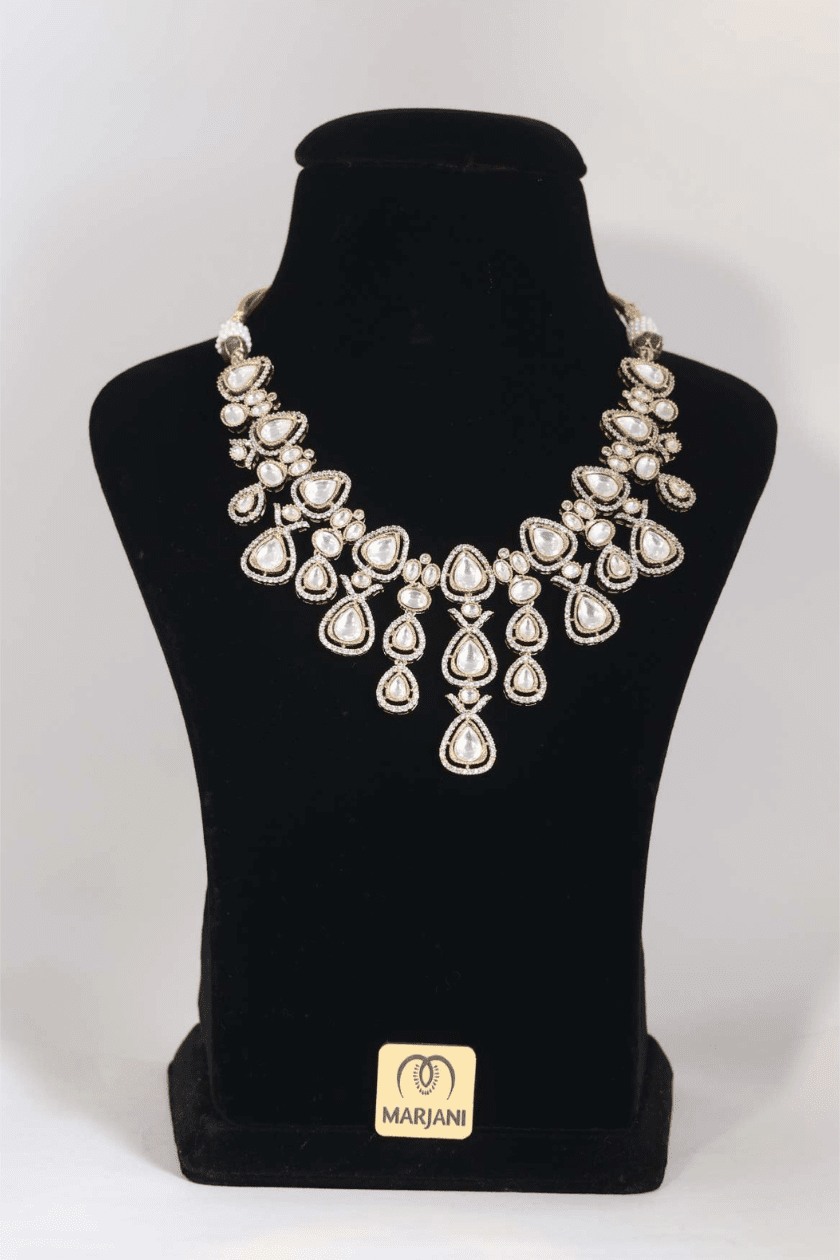 Golden Aura Kundan Necklace by Marjani