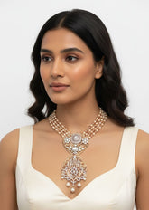 Uncut stones & Shell Pearl Neckpiece - Marjani by Mona