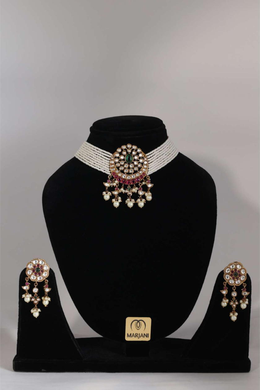 Emerald_Ruby_Radiance_Kundan_Choker_Set_1_Marjani_By_Mona